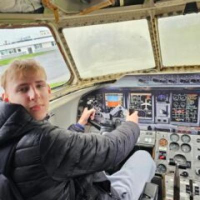 437850524 18087091615438759 2778080069823480184 N 240x300