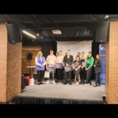 437386579 25789116244020070 8907602396009786290 N 300x221