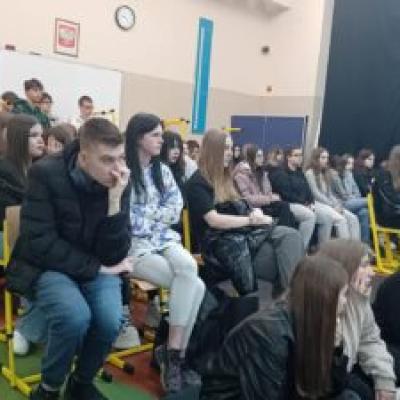 436363572 18086418988438759 2939830220184199220 N 300x225