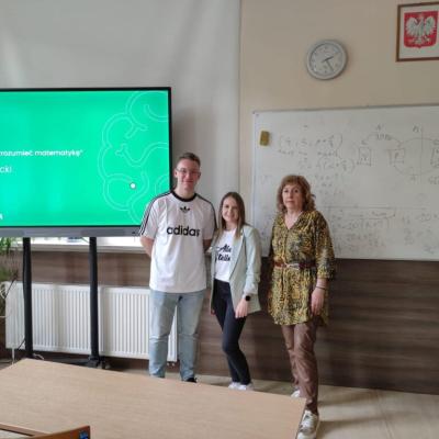 420798796 25727228120208883 7363725382673916691 N 1024x766